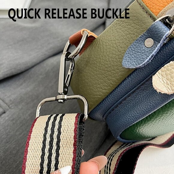 Water-Resistant Leather Crossbody Purse - Lightweight Design for Essentials - Picture 5 of 7